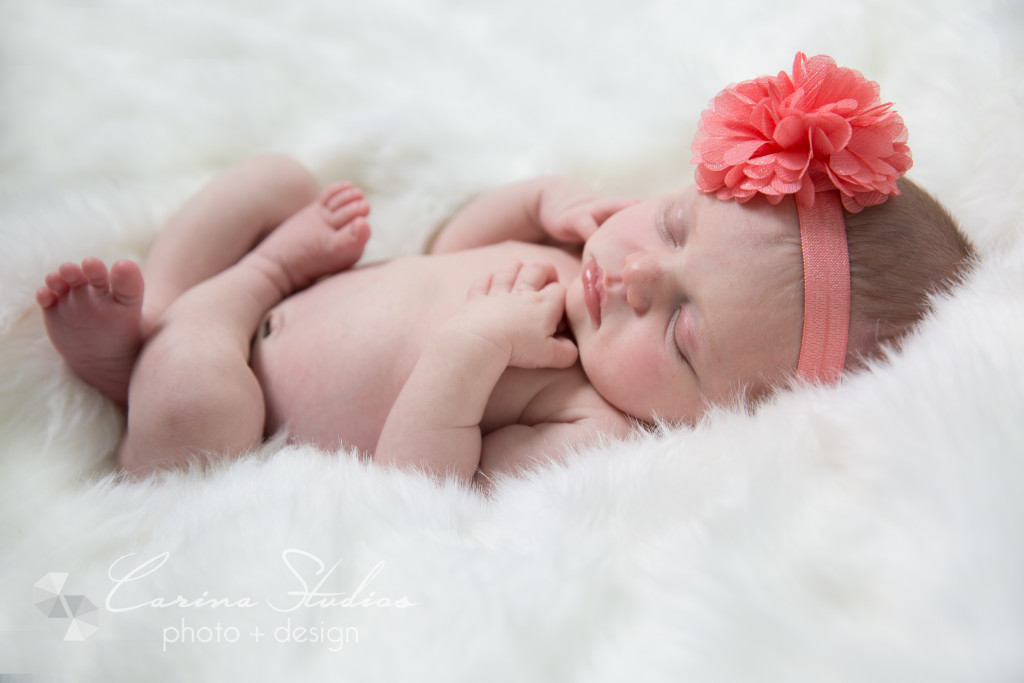 Charlotte NC Newborn Photographer and newborn lifestyle photos