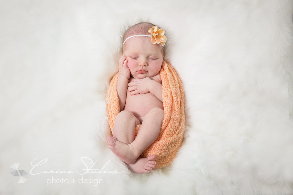 Charlotte NC Newborn Photographer and newborn lifestyle photos